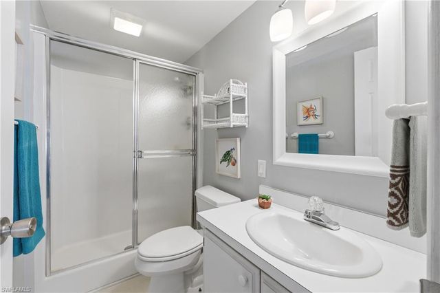 726 Knotty Pine CIR, North Fort Myers, FL 33917