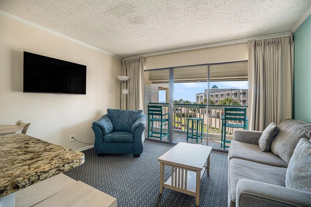 6102 Seawall Boulevard 234, Galveston, TX 77551