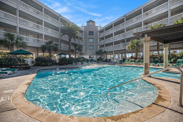 6102 Seawall Boulevard 234, Galveston, TX 77551
