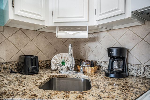 6102 Seawall Boulevard 234, Galveston, TX 77551