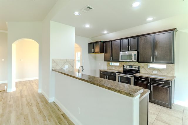 3105 Clear Springs Drive, Forney, TX 75126