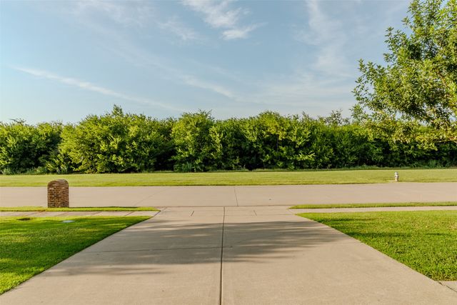 3105 Clear Springs Drive, Forney, TX 75126