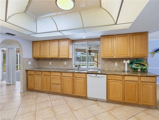 7018 Overlook DR, Fort Myers, FL 33919