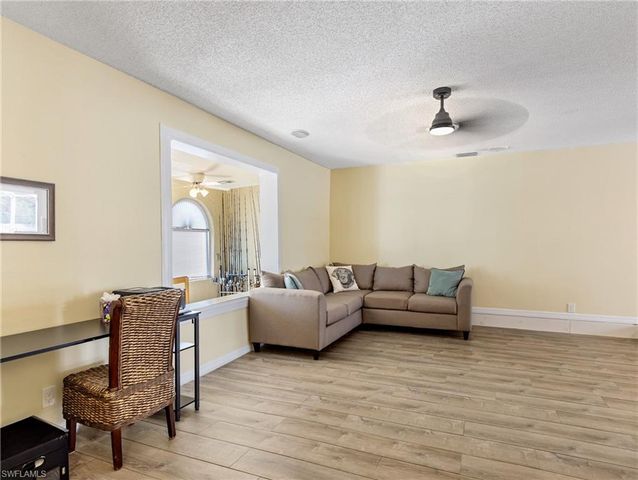 7018 Overlook DR, Fort Myers, FL 33919