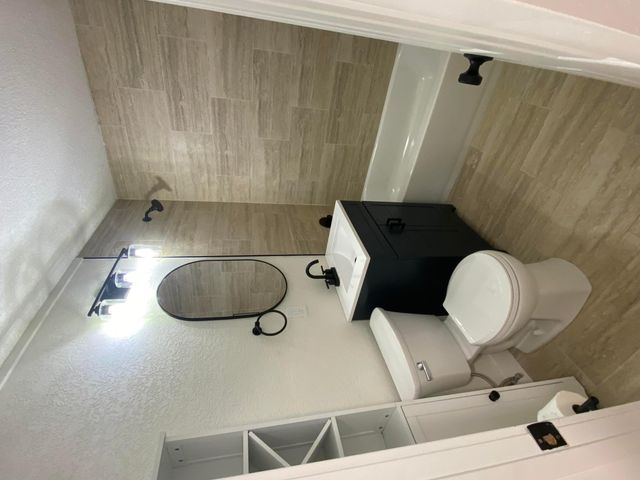 756 W 1ST Street, Riviera Beach, FL 33404