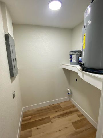 756 W 1ST Street, Riviera Beach, FL 33404