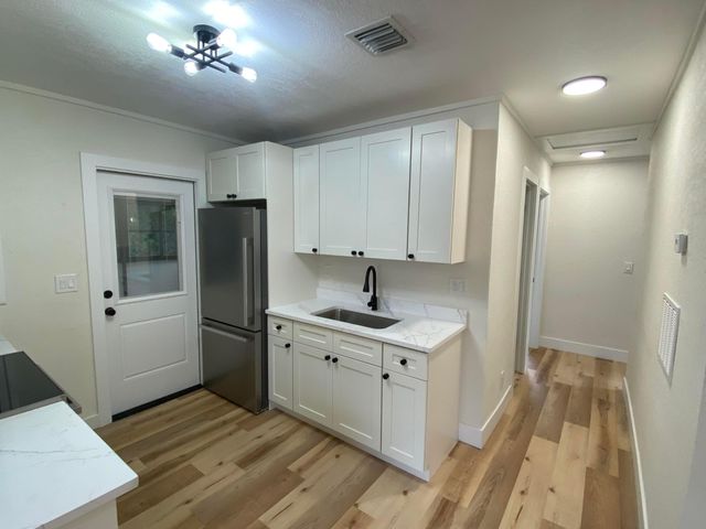 756 W 1ST Street, Riviera Beach, FL 33404