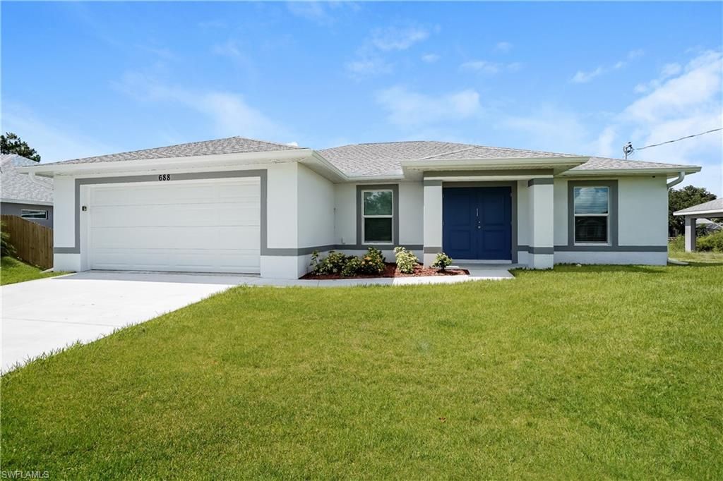 688 Manhattan ST E, LEHIGH ACRES, FL 33974 — exterior
