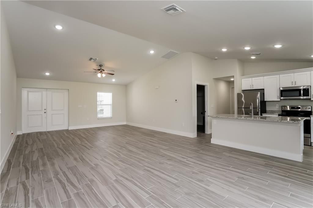 688 Manhattan ST E, LEHIGH ACRES, FL 33974 — photo 2