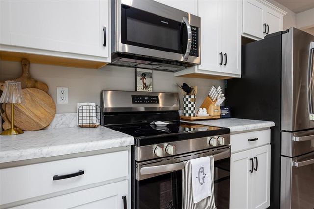 3016 NW 95TH Terrace, Kansas City, MO 64154
