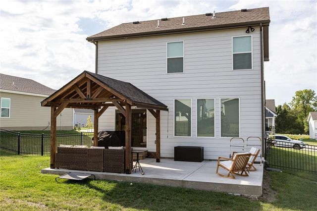 3016 NW 95TH Terrace, Kansas City, MO 64154