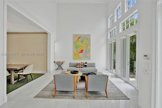 3690 NE 199th St 3690, Aventura, FL 33180