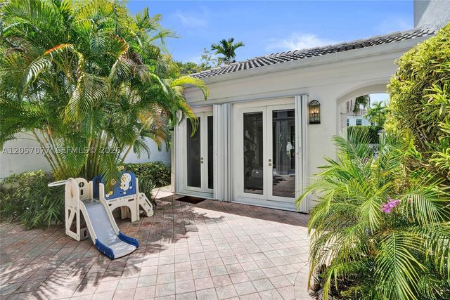 3690 NE 199th St 3690, Aventura, FL 33180