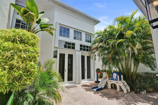 3690 NE 199th St 3690, Aventura, FL 33180