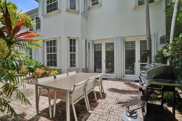 3690 NE 199th St 3690, Aventura, FL 33180