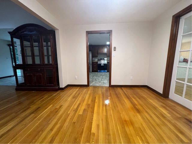 8 Birch Ln 0, Shrewsbury, MA 01545