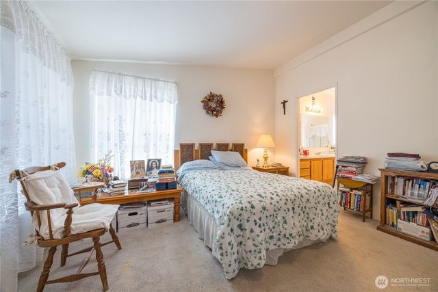541 N 7th, Sequim, WA 98382