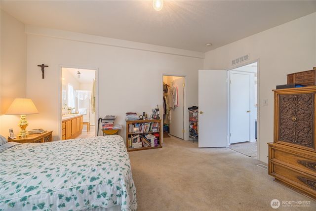541 N 7th, Sequim, WA 98382