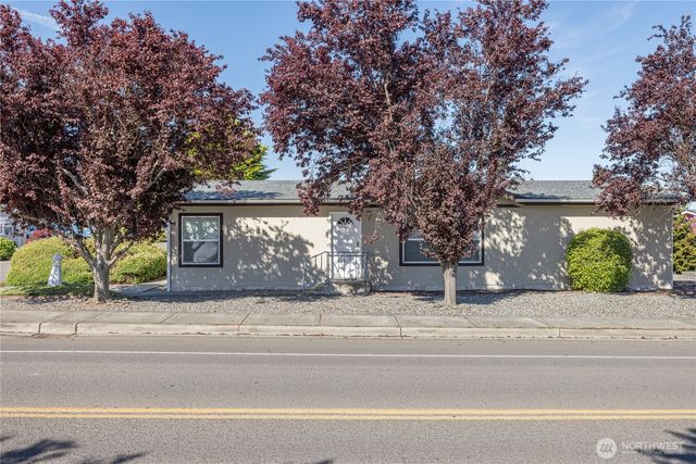 541 N 7th, Sequim, WA 98382