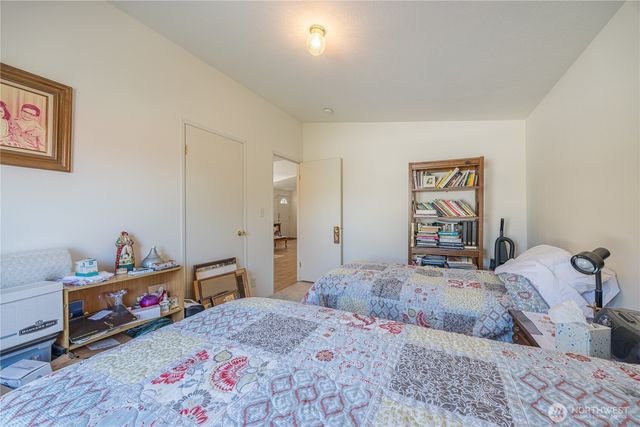 541 N 7th, Sequim, WA 98382