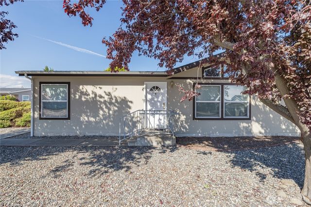 541 N 7th, Sequim, WA 98382