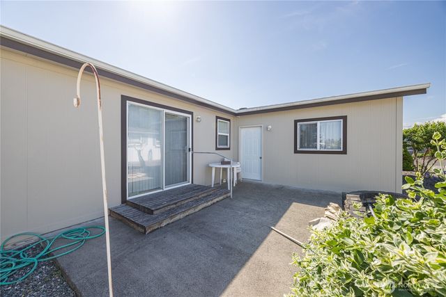541 N 7th, Sequim, WA 98382