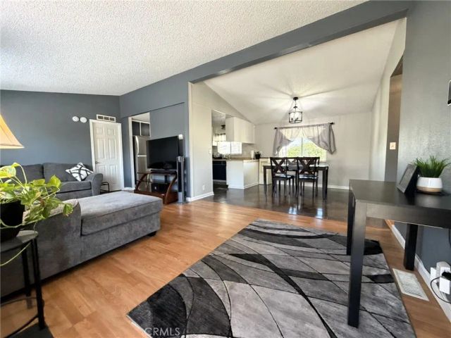 913 S Grand 128, San Jacinto, CA 92582
