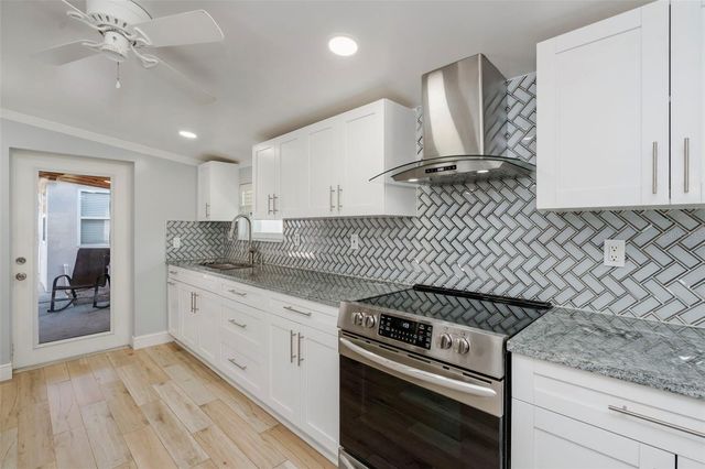 2112 W IDLEWILD AVENUE, Tampa, FL 33603