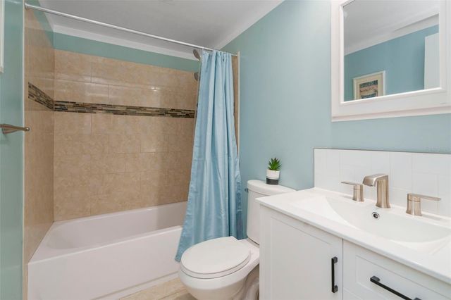 2112 W IDLEWILD AVENUE, Tampa, FL 33603