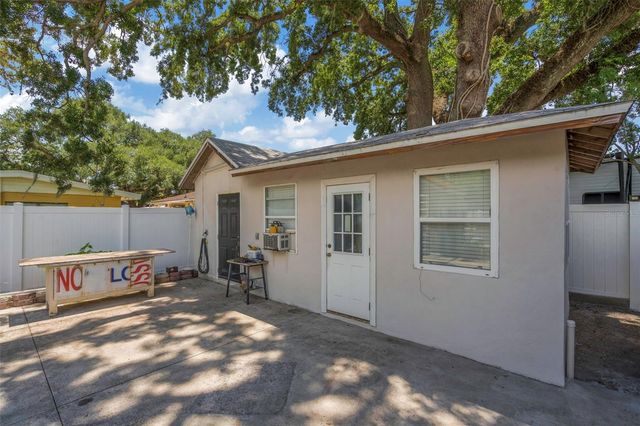 2112 W IDLEWILD AVENUE, Tampa, FL 33603
