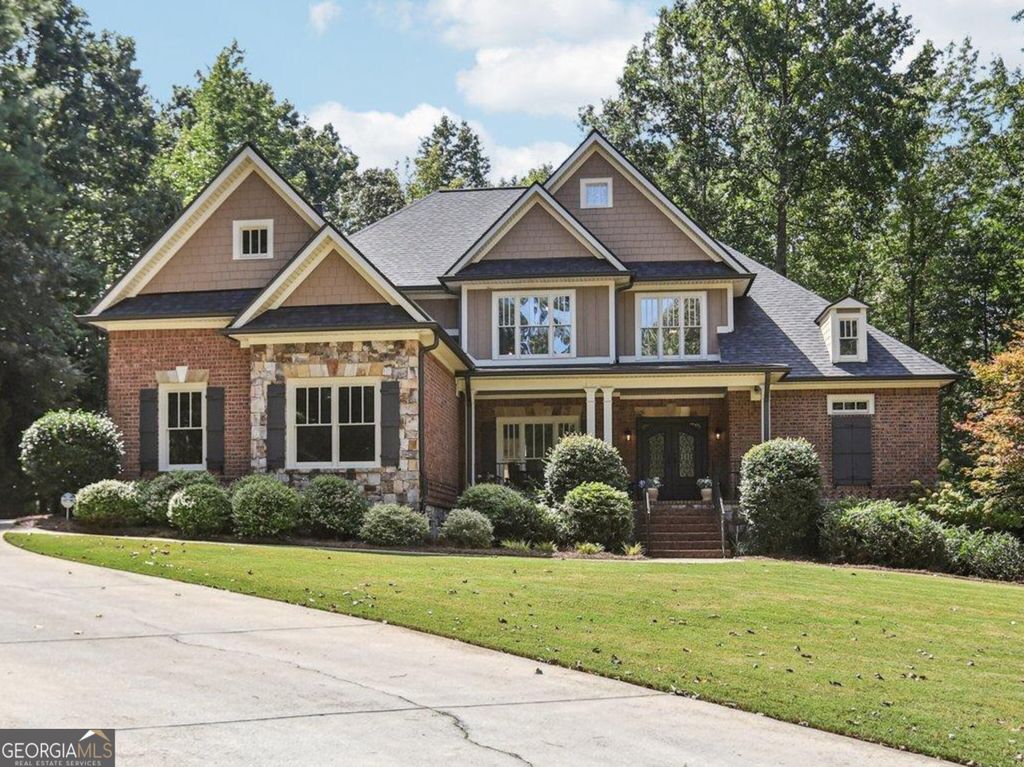 42 Clover Leaf Court, Newnan, GA 30265
