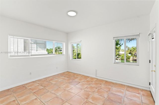 1925 Calais Drive 6, Miami Beach, FL 33141
