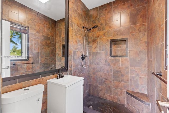 1925 Calais Drive 6, Miami Beach, FL 33141