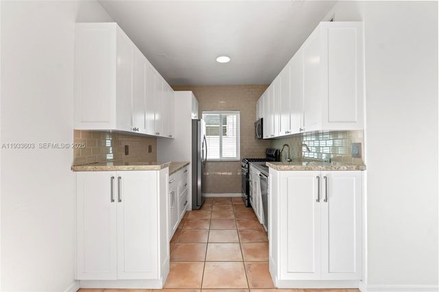 1925 Calais Drive 6, Miami Beach, FL 33141