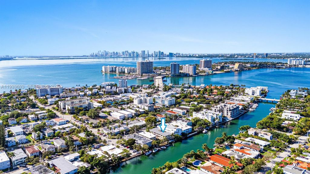 1925 Calais Drive 6, Miami Beach, FL 33141