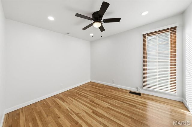 1323 Woodpath Drive, Florissant, MO 63031