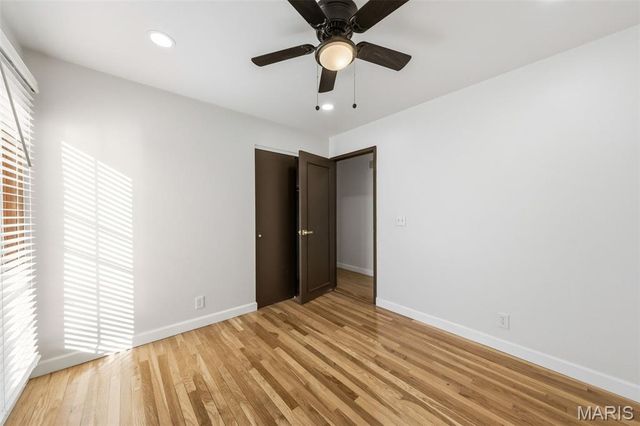 1323 Woodpath Drive, Florissant, MO 63031