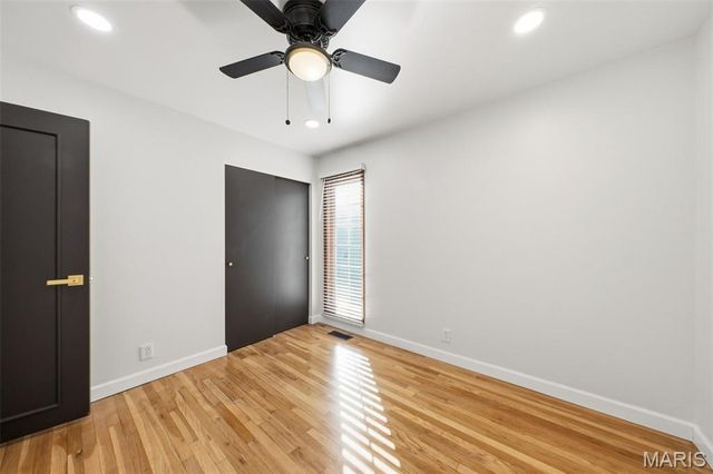 1323 Woodpath Drive, Florissant, MO 63031