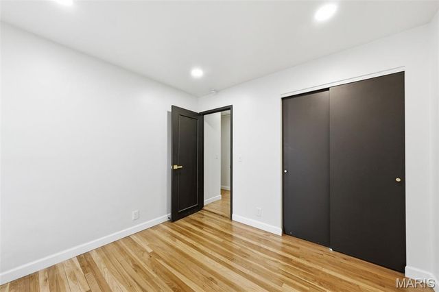 1323 Woodpath Drive, Florissant, MO 63031