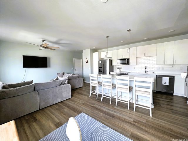 91-3575 Iwikuamoo Street 305, Ewa Beach, HI 96706