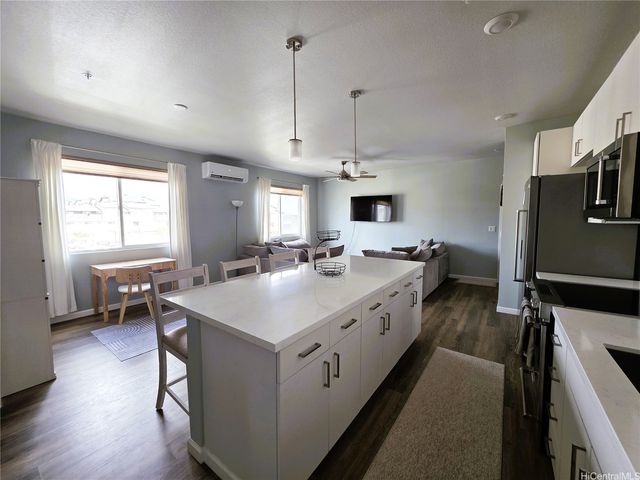 91-3575 Iwikuamoo Street 305, Ewa Beach, HI 96706