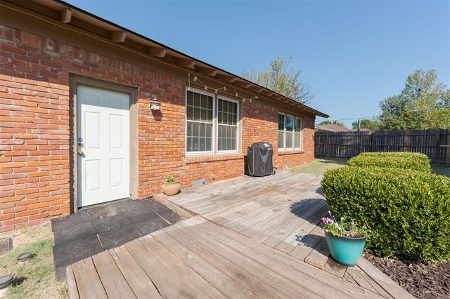2008 Lanesboro Drive, Oklahoma City, OK 73120