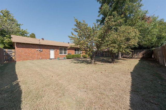 2008 Lanesboro Drive, Oklahoma City, OK 73120