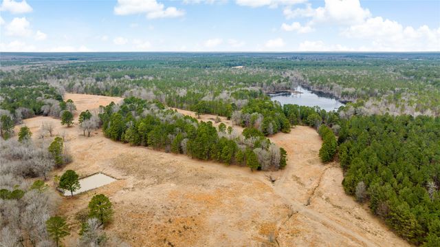 170 CR 2180, Clarksville, TX 75421