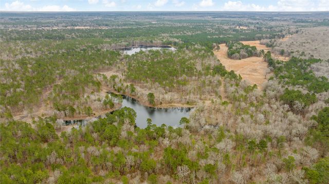 170 CR 2180, Clarksville, TX 75421