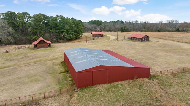 170 CR 2180, Clarksville, TX 75421