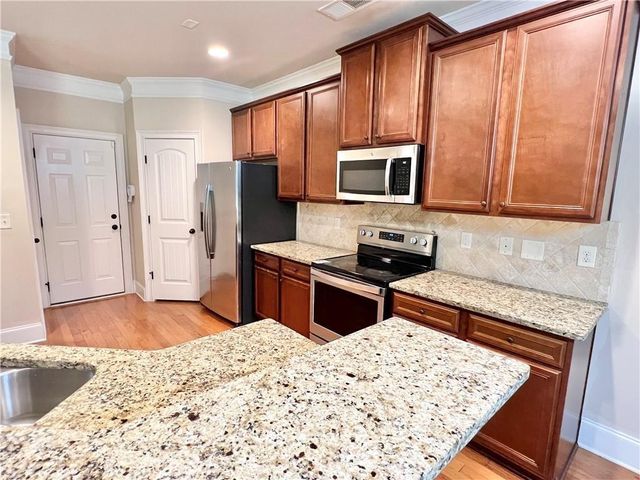 590 Summerstone Lane, Lawrenceville, GA 30044