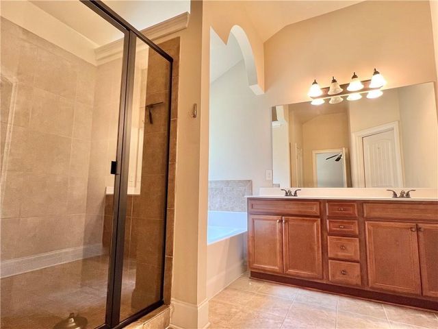 590 Summerstone Lane, Lawrenceville, GA 30044