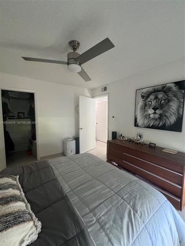 550 S Park Rd 14-8, Hollywood, FL 33021