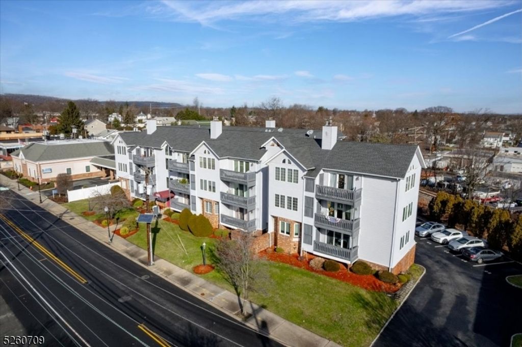 900 Van Houten Ave A-5, Clifton City, NJ 07013